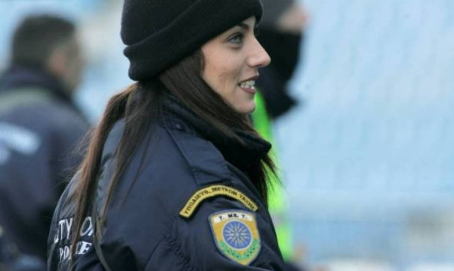 H σέξι αστυνομικός που «τρέλανε» το Καυτανζόγλειο (pιcs)