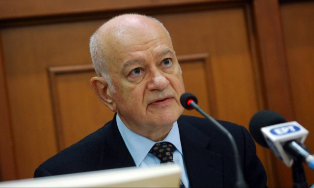 Αφορολόγητο: «Ήξεις αφήξεις» από τον Παπαδημητρίου και στο βάθος ο κόφτης (vid)