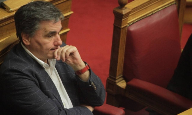 Τσακαλώτος: Με «κόφτη» δαπανών θα προσπαθήσει να κλείσει την αξιολόγηση - Νέο αίμα θέλει το ΔΝΤ