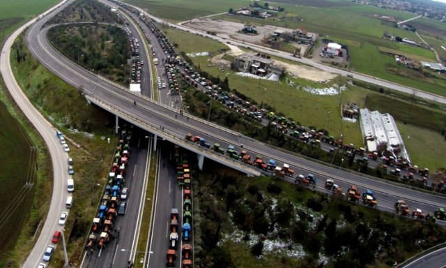 Αγρότες: Ξεκινούν τις κινητοποιήσεις - Πού θα στηθούν τα πρώτα μπλόκα
