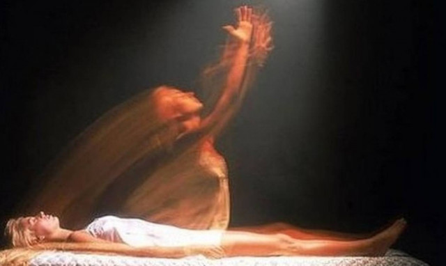 Όσοι βιώνουν «εξωσωματική εμπειρία» φοβούνται λιγότερο το θάνατο