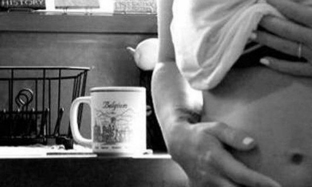 Τα δύσκολα βράδια της γνωστής τραγουδίστριας με το νεογέννητο γιο της (photo)