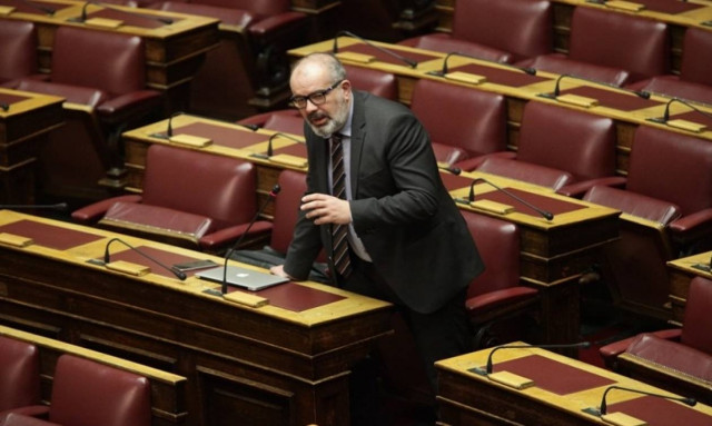 Μπαργιώτας: Μνημείο αυτογελοιοποίησης το πλεόνασμα του ΕΣΥ