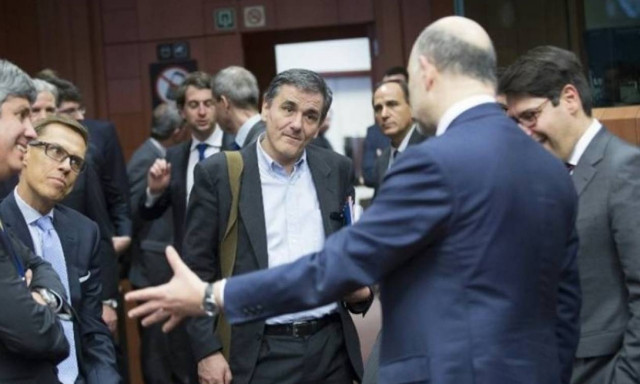 Ήττα στο Eurogroup: Πάλι με την πλάτη στον τοίχο η Ελλάδα