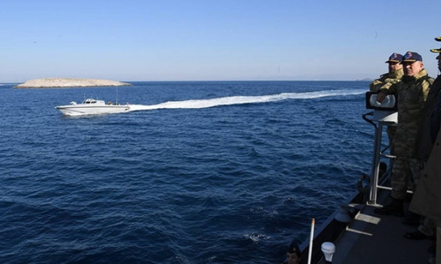 Πανηγυρίζει ο τουρκικός Τύπος για την «επίσκεψη-έκπληξη» στα Ίμια χωρίς... αντίσταση!