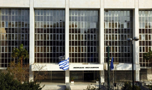 Στις 8 Φεβρουάριου η Ολομέλεια για την παράταση των ορίων ηλικίας των ανώτατων δικαστικών