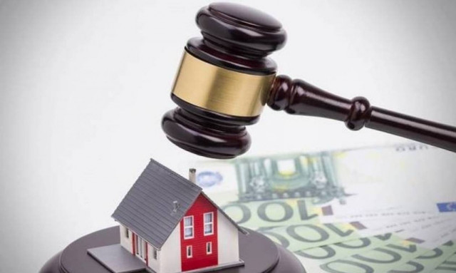 ΔΝΤ: Πάρτε τα σπίτια των Ελλήνων