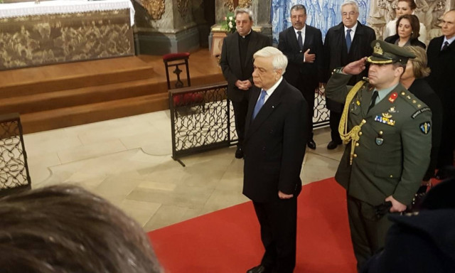 Ηχηρό μήνυμα Παυλόπουλου: Η αδιέξοδη πολιτική της λιτότητας πρέπει να αλλάξει