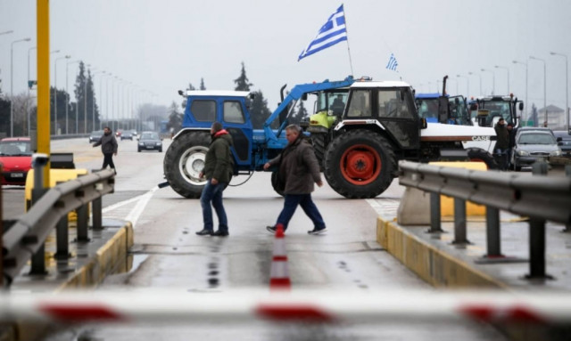Μπλόκα αγροτών 2017: Ποιοι δρόμοι θα είναι κλειστοί αύριο Τετάρτη
