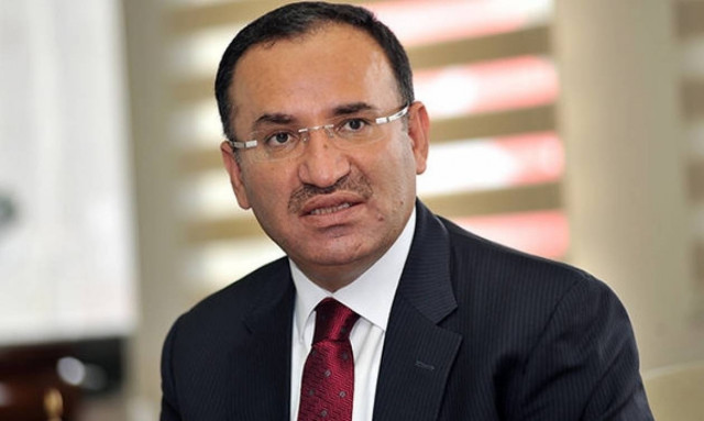 Το «βιολί» τους οι Τούρκοι: Εκδώστε τώρα τους οκτώ, αλλιώς οι σχέσεις μας θα χειροτερέψουν