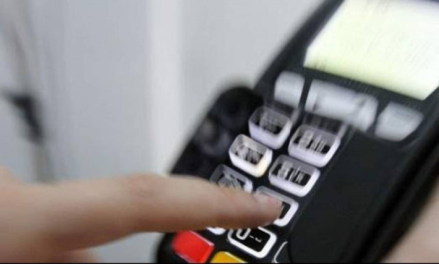Εγκύκλιος για τα POS: Πρόστιμο 1.000 ευρώ σε επιχειρήσεις που δεν ενημερώνουν