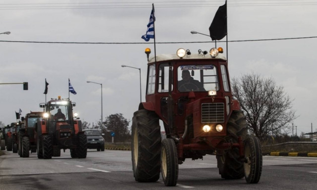 Μπλόκα αγροτών: Ανοιχτή η Εθνική Οδός Πατρών - Κορίνθου