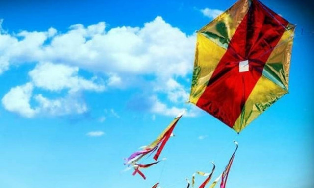 Απόκριες 2017: Δείτε πότε «πέφτουν» Καθαρά Δευτέρα και Τσικνοπέμπτη