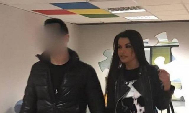 Με ποιον κυκλοφορεί χεράκι-χεράκι η Λοτσάρη μετά τον χωρισμό της;