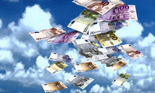 Απίστευτο περιστατικό στα Καμένα Βούρλα – Ακούστηκε έκρηξη κι ο ουρανός... «έβρεξε» 45.000 ευρώ!