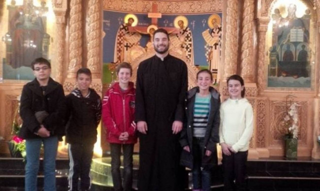 Ομογενής ιερέας στον Καναδά άφησε την εκκλησία του για το Super Bowl