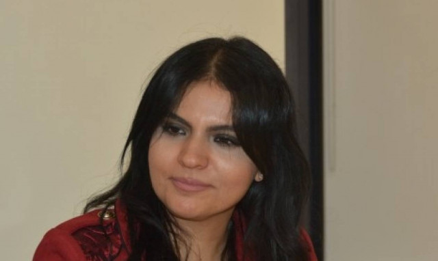 Η Ομογενής τραγουδίστρια Vassy στην κορυφή του «U.S. Dance Radio»