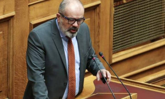 Ανεξαρτητοποιείται ο βουλευτής του Ποταμιού Κώστας Μπαργιώτας