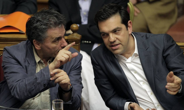 «Παζάρι» για το αφορολόγητο – Τι θα προτείνει η κυβέρνηση