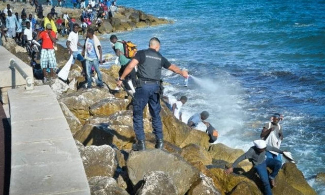 Βεντιμίλια, το μικρό… Καλαί της Ιταλίας  με το «δρόμο του θανάτου» (video)