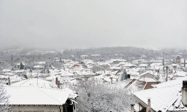 Καιρός σήμερα: Επιστρέφουν τα χιόνια και οι χαμηλές θερμοκρασίες (pics)