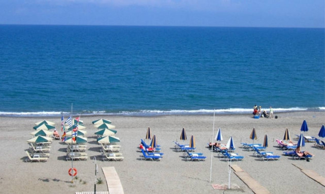 Παραχώρηση παραλιών στους δήμους;