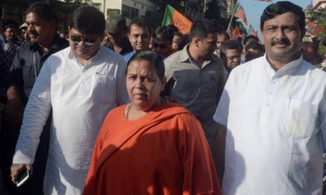 Ινδή υπουργός: Οι βιαστές να κρεμιούνται ανάποδα και να βασανίζονται μέχρι να βγει το δέρμα τους