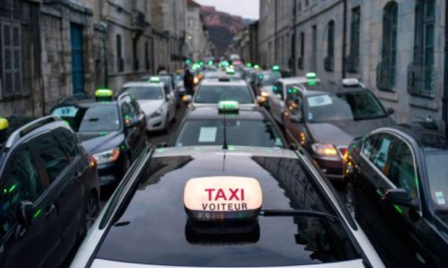 Εφαρμογή για ταξί «κάρφωσε» άπιστο στη σύζυγό του και τώρα ζητά αποζημίωση για το διαζύγιο!