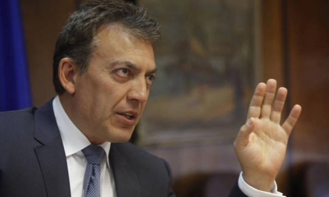 Βρούτσης: Να αποσυρθεί η ρύθμιση για τα μπλοκάκια