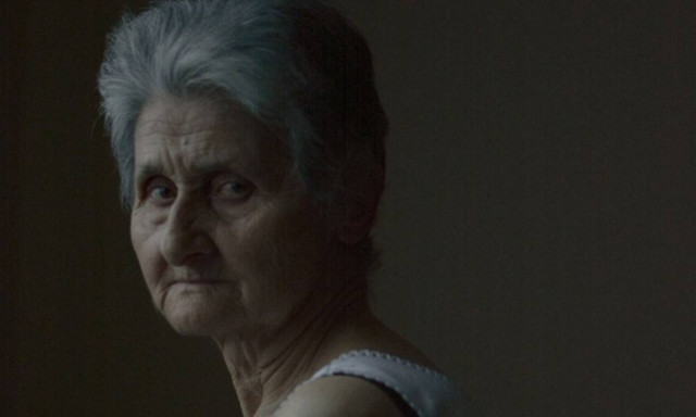 Η φωτογραφία της 74χρονης από την Πέλλα που τρέλανε την Vogue!