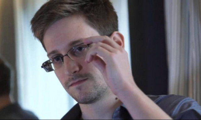 Κρεμλίνο: Δεν έχει συζητηθεί η έκδοση Σνόουντεν με τις ΗΠΑ