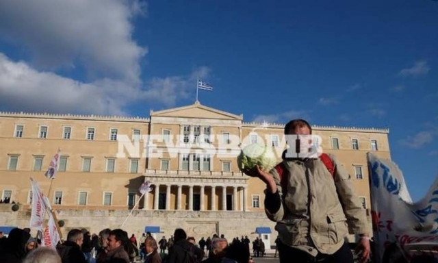 Farmers' conclude protest rally and march in Athens