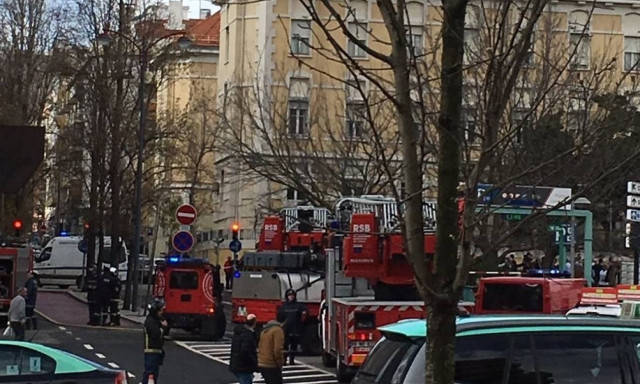 Πυρκαγιά σε ξενοδοχείο στη Λισαβόνα - Τρεις άνθρωποι με αναπνευστικά προβλήματα (pics+vid)