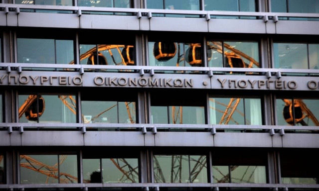 Πρωτογενές πλεόνασμα: Υπέρβαση των εσόδων έφερε η «φοροκαταιγίδα»