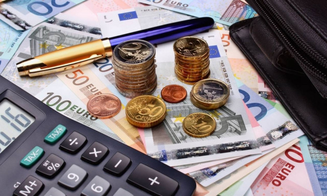 «Εγκεφαλικά» προκαλεί το διπλό… χαράτσι στα μπλοκάκια – Ποιους αφορά