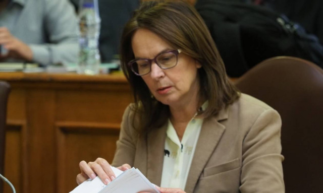 Νέα ρύθμιση για χρέη στην εφορία από μικροοφειλέτες