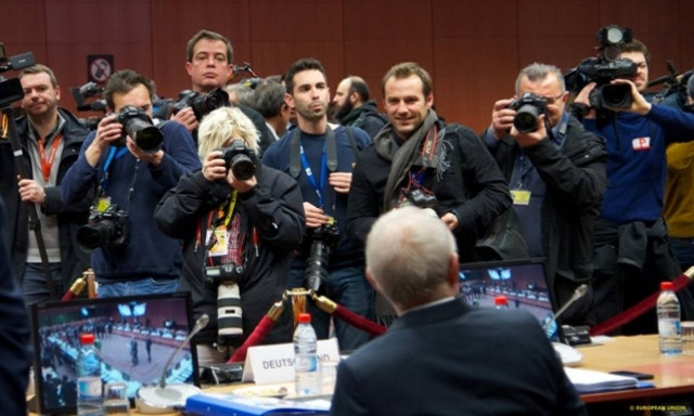 Γερμανική «βόμβα»: Αλλάζει στάση προς την Ελλάδα - Δέχεται αποχώρηση του ΔΝΤ