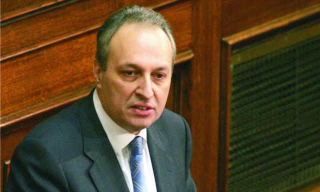 Πέθανε ο πρώην βουλευτής και υπουργός της ΝΔ Ευάγγελος Μπασιάκος