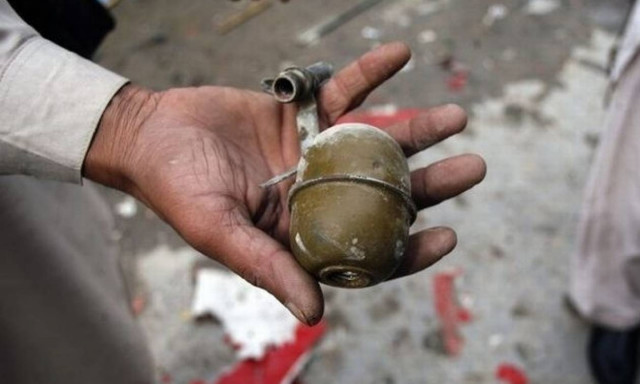 Φρίκη: Ξεκλήρισαν δεκαμελή οικογένεια με χειροβομβίδες την ώρα που κοιμόταν