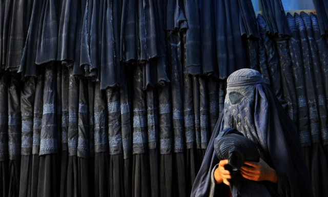 Γερμανία: Μπούρκα… τέλος στη Βαυαρία ενόψει των γερμανικών εκλογών