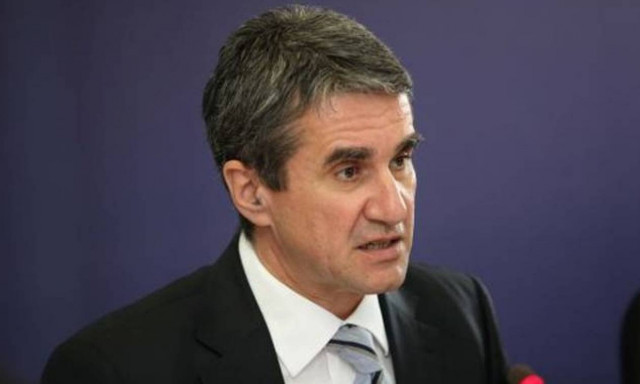 Λοβέρδος: Στη Βουλή να μείνει μόνη η κυβέρνηση να ψηφίσει τα μέτρα