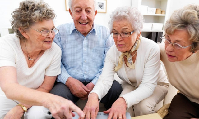 Δε θα πιστεύετε ποιο θα είναι το προσδόκιμο ζωής των Ελλήνων το 2030