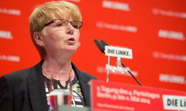 To Die Linke αδειάζει την «κόκκινη Σάρα» για τα περί Grexit