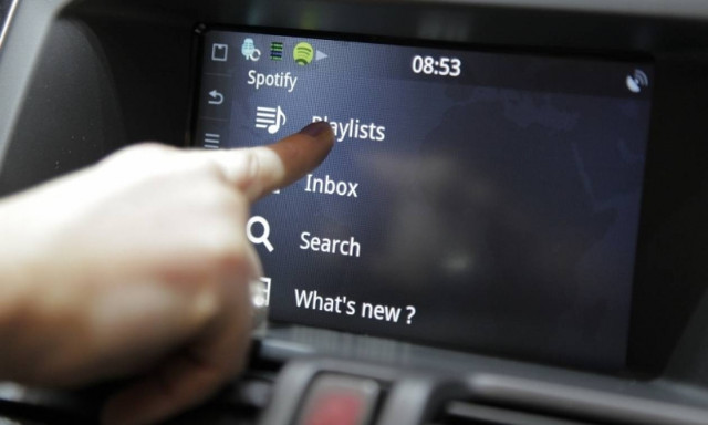 Ποικίλα θέματα ασφάλειας σε αυτοκίνητα με δυνατότητα σύνδεσης στο Διαδίκτυο, σύμφωνα με έρευνα