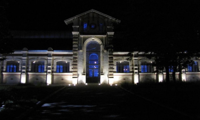 Θεσσαλονίκη: «Σφαγεία για παιδιά» η μακάβρια αφίσα του Δήμου (pic)