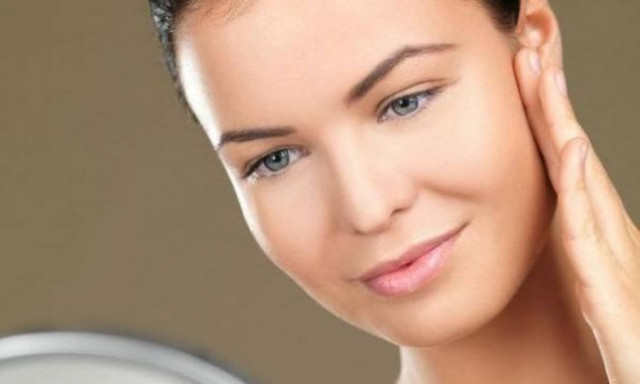 Φυσικός καθαρισμός για λιπαρές επιδερμίδες