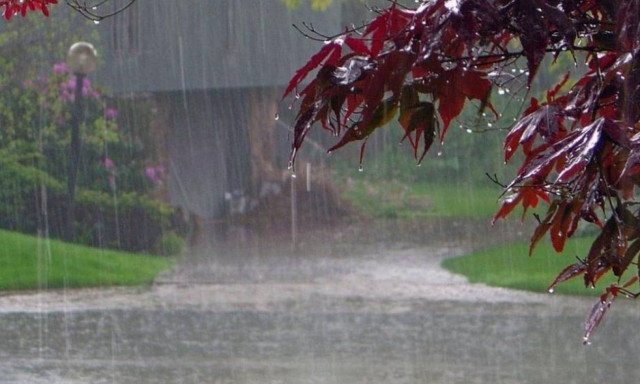 Καιρός – Η ΕΜΥ προειδοποιεί: Έρχονται (ξανά) βροχές, καταιγίδες και χιόνια