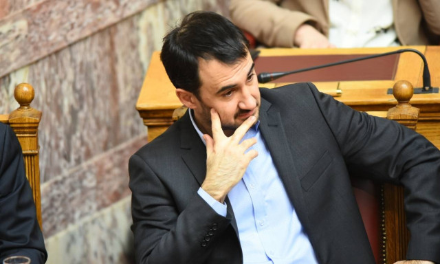 Επιμένει ο Χαρίτσης: Τελειώνουμε με τη λιτότητα, κάνουμε στροφή στην ανάπτυξη