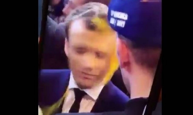 Γαλλία: Πέταξαν αυγά στον Εμανουέλ Μακρόν! (vid)