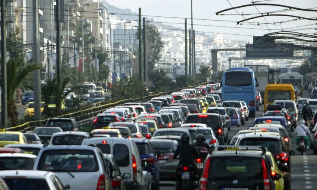 Απεργία σε Μετρό, ΗΣΑΠ και Τραμ: Κόλαση στους δρόμους – Ποια σημεία να αποφύγετε (pics)